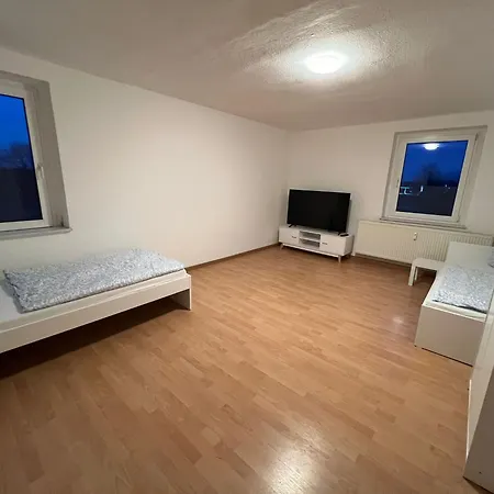 Monteurzimmer Und Bei Leuna, Halle, Leipzig Apartment