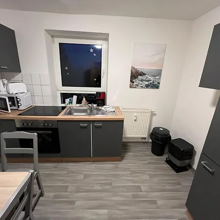 Monteurzimmer Und Bei Leuna, Halle, Leipzig *