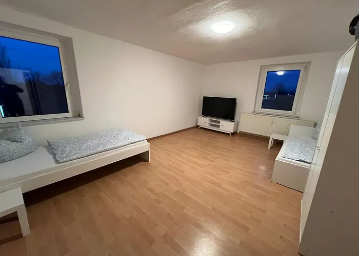 Monteurzimmer Und Bei Leuna, Halle, Leipzig Apartment